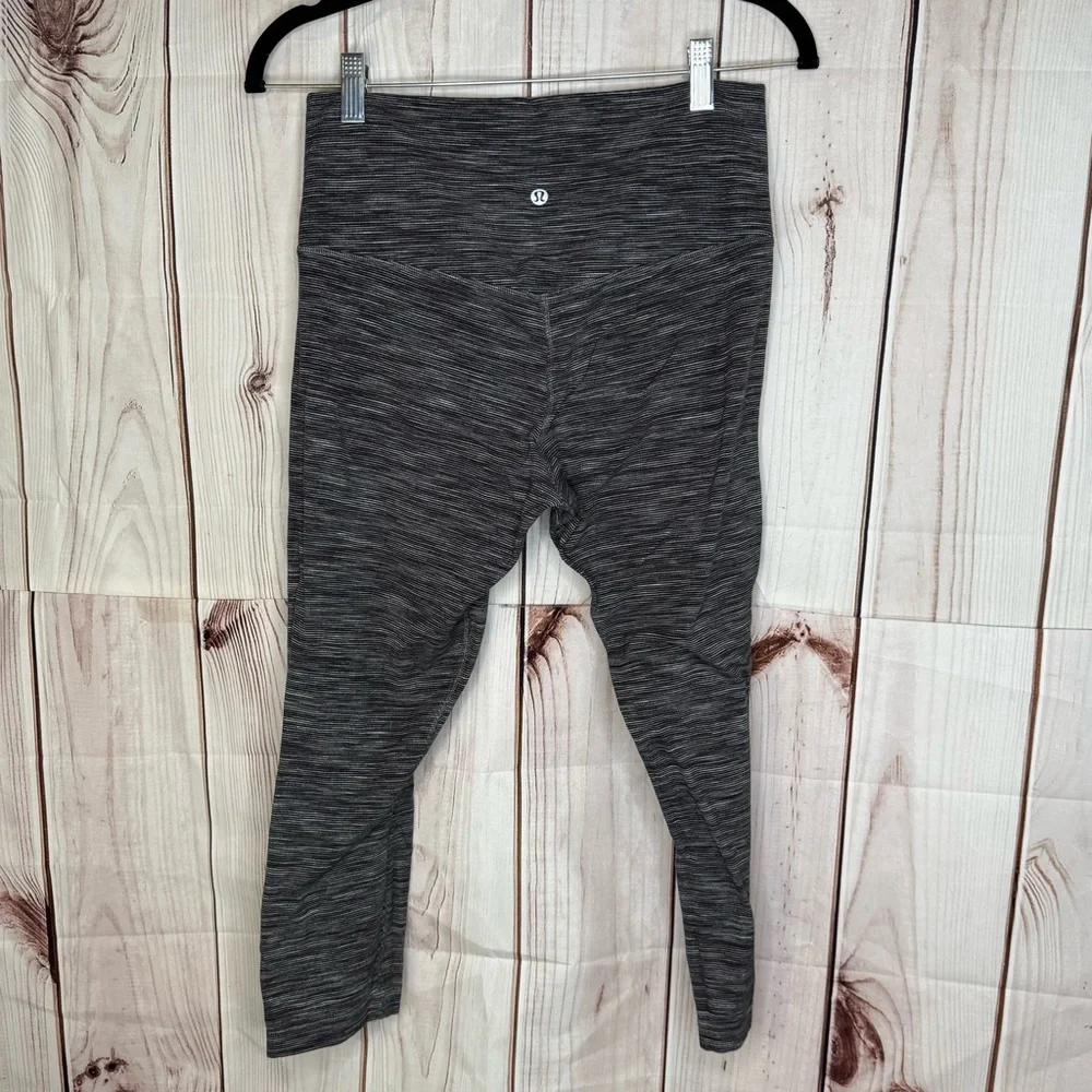 Lululemon Align Crop *21